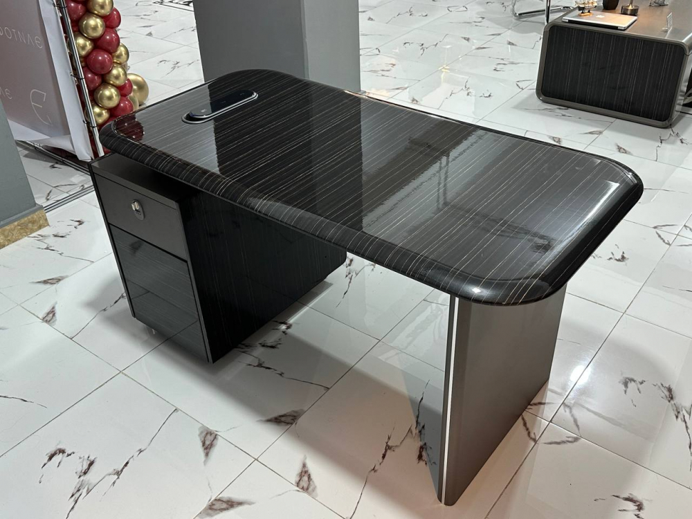 Стол руководителя Afflatus HDA13-1407