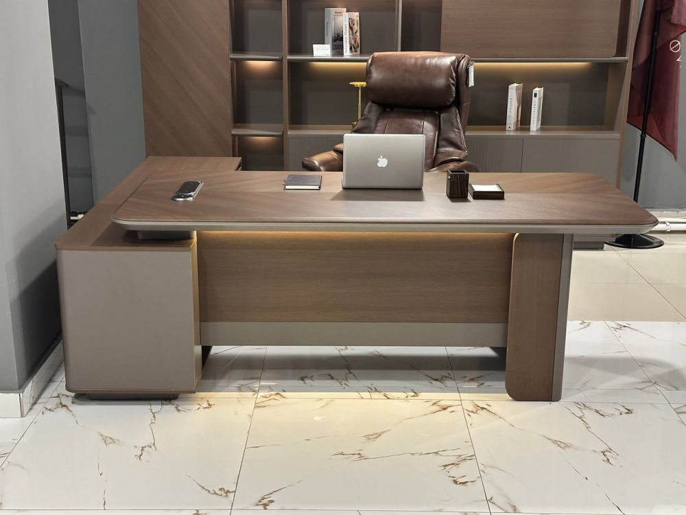 Стол для руководителя Comfort LJA18-2218