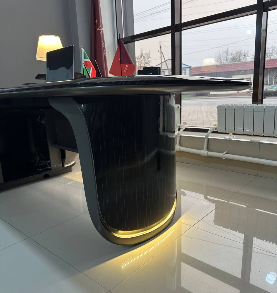 Стол руководителя Afflatus HDA07-2220