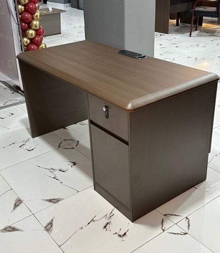 Стол для руководителя Comfort LJA16-1407