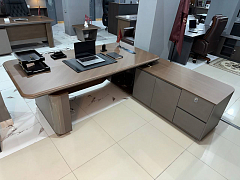 Стол для руководителя Comfort LJA04-2220
